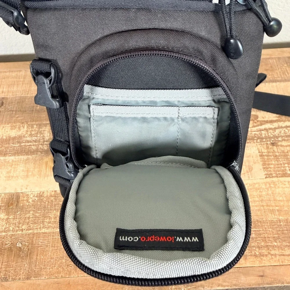 Lowepro Slingshot 100 AW Camera Bag Crossbody Black Gray Padded Sling Strap